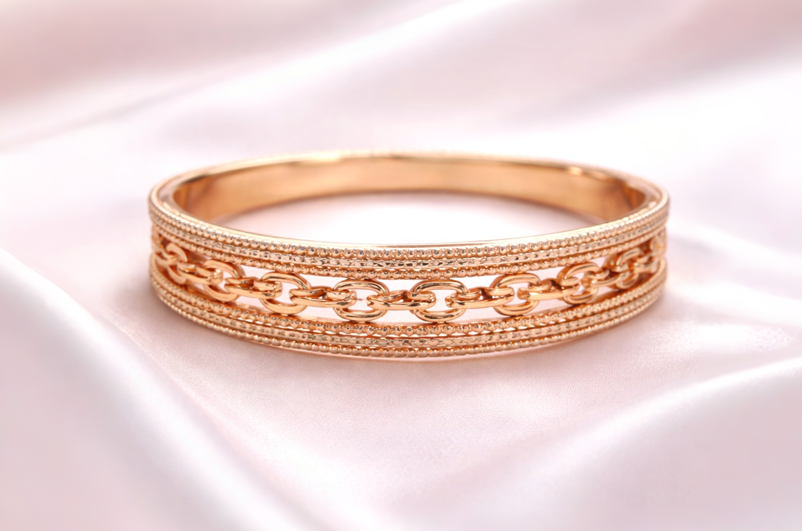 Luxury Interlock Design Golden Bracelet